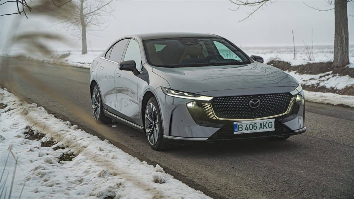 Mazda 6e