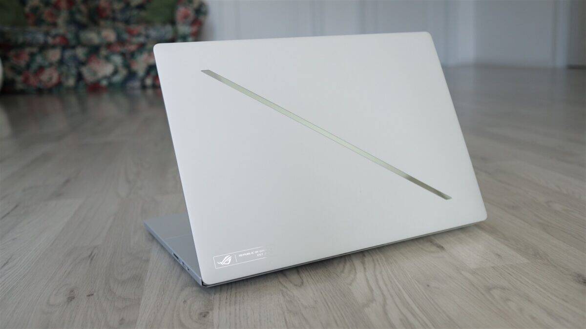 Laptop gaming ASUS ROG Zephyrus G16 GU606 - review