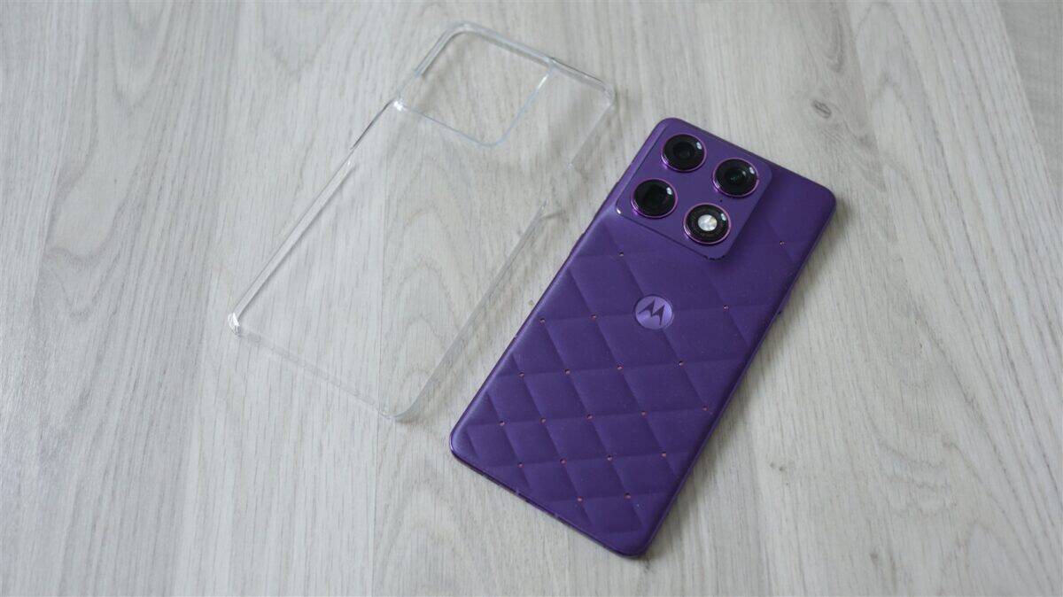 Motorola Signature Swarovski Edition - review