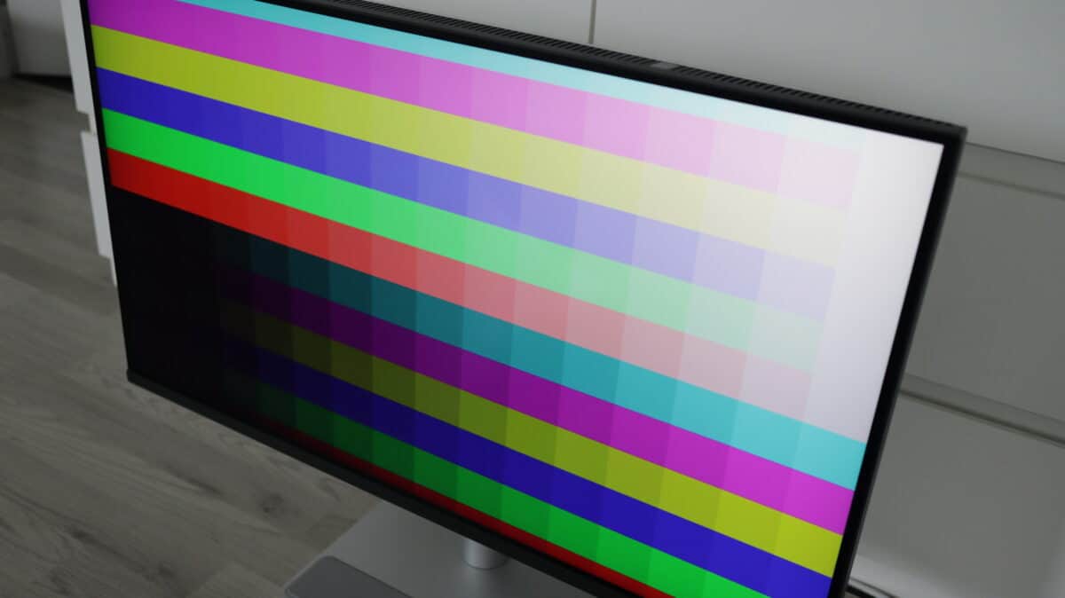 Monitor BenQ MA320UP - review