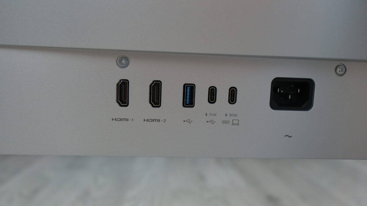 Monitor BenQ MA320UP - review