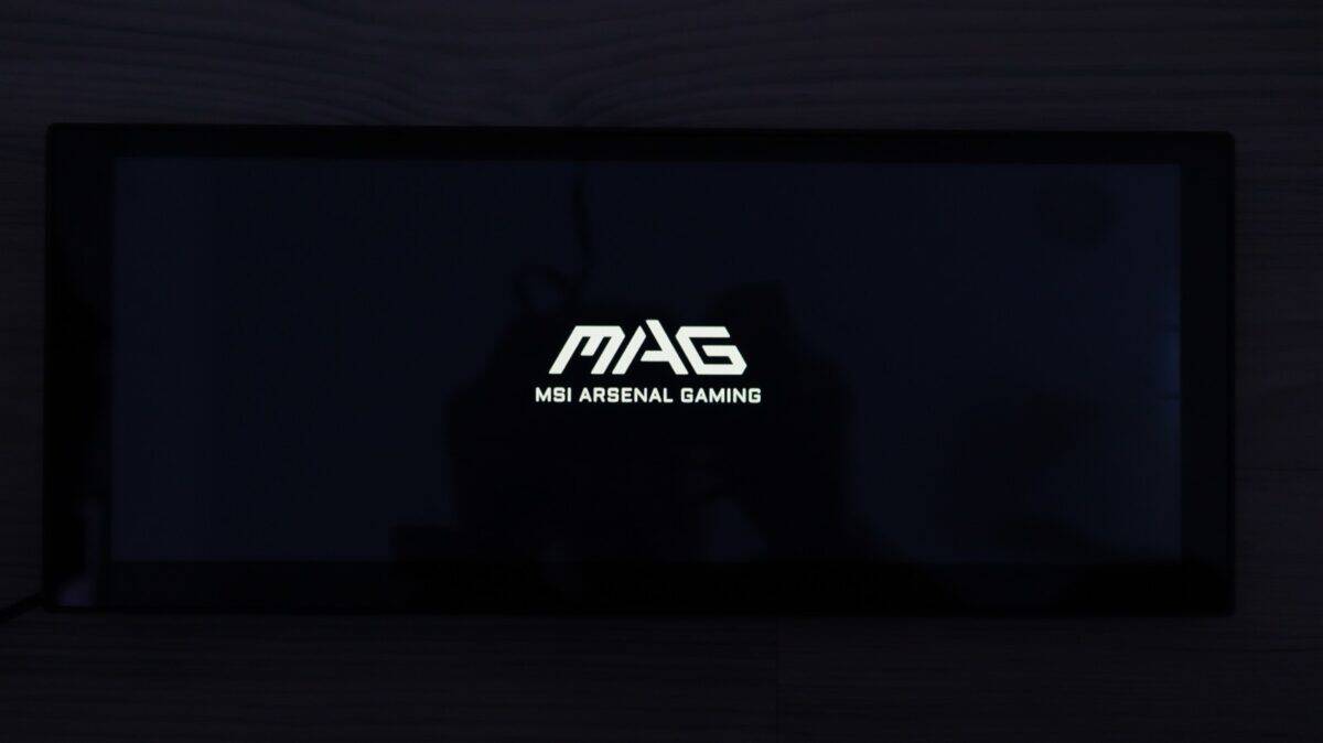 Monitor auxiliar MSI MAG View Xpander 12