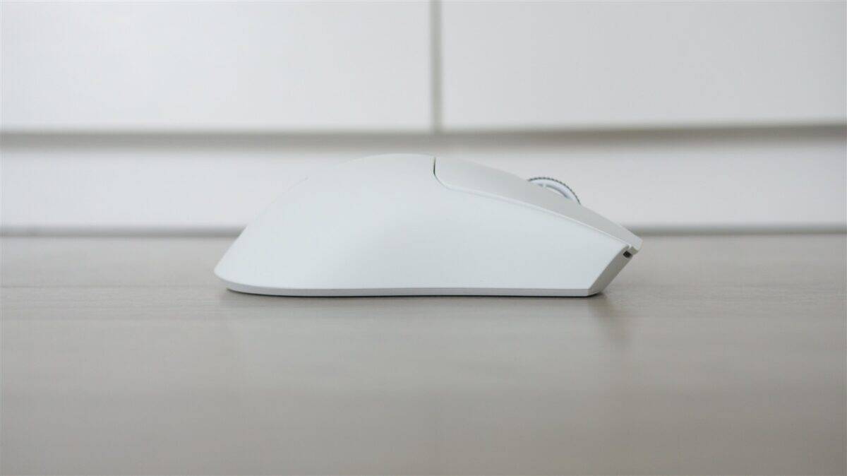 Mouse wireless de gaming Razer Viper V4 Pro - review