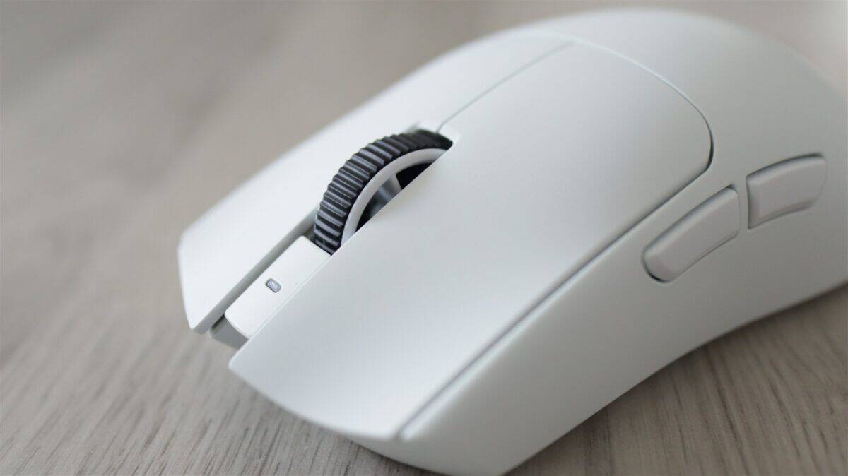 Mouse wireless de gaming Razer Viper V4 Pro - review