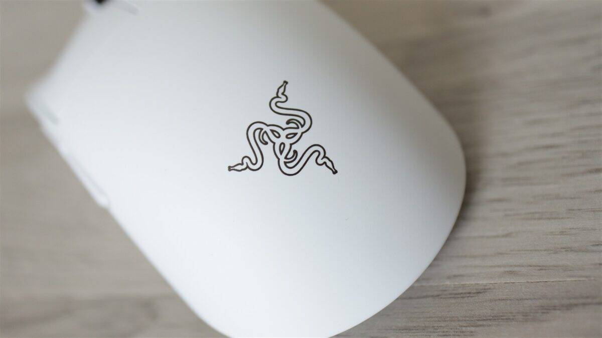 Mouse wireless de gaming Razer Viper V4 Pro - review