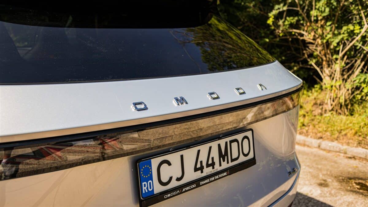 OMODA 7 SHS-P - review