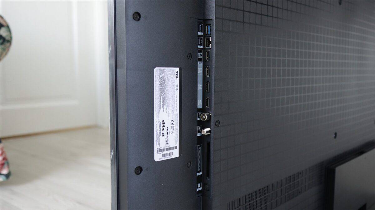 Smart TV TCL 65C7L - prezentare