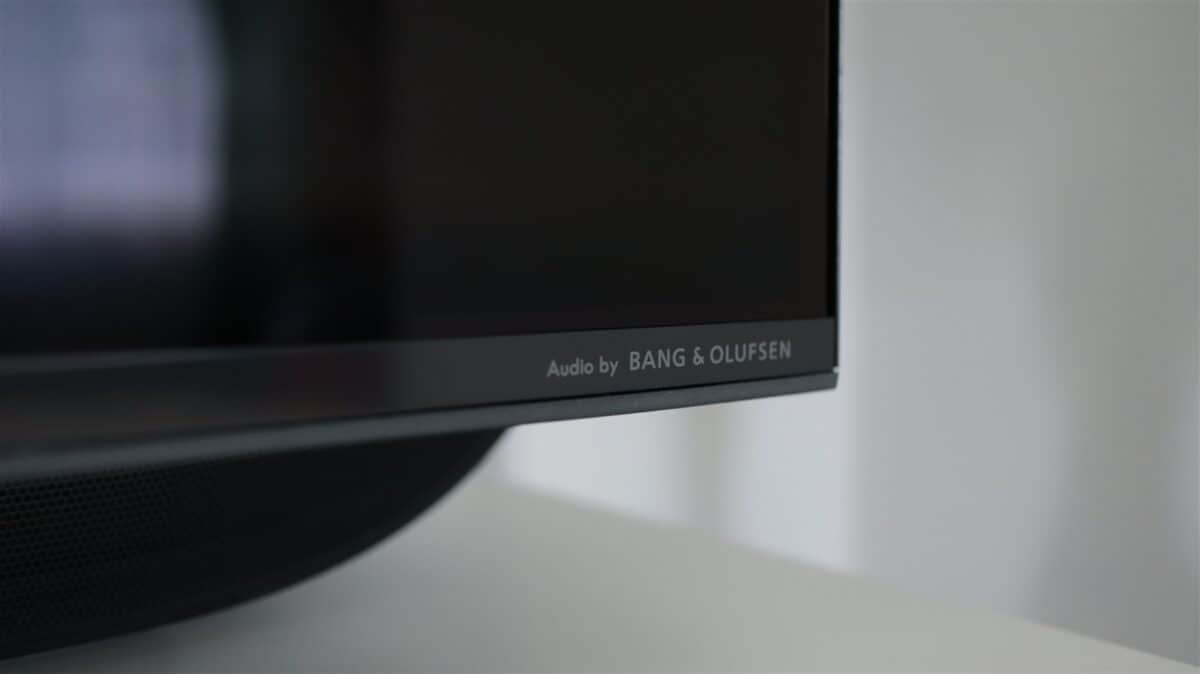 Smart TV TCL 65C7L - prezentare