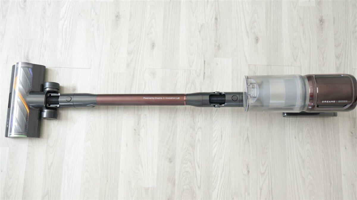 Aspirator vertical fara cablu Dreame V30 Essential - review