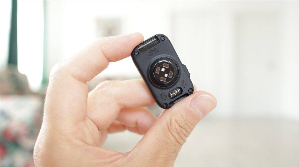 Bratara fitness Garmin Cirqa - review