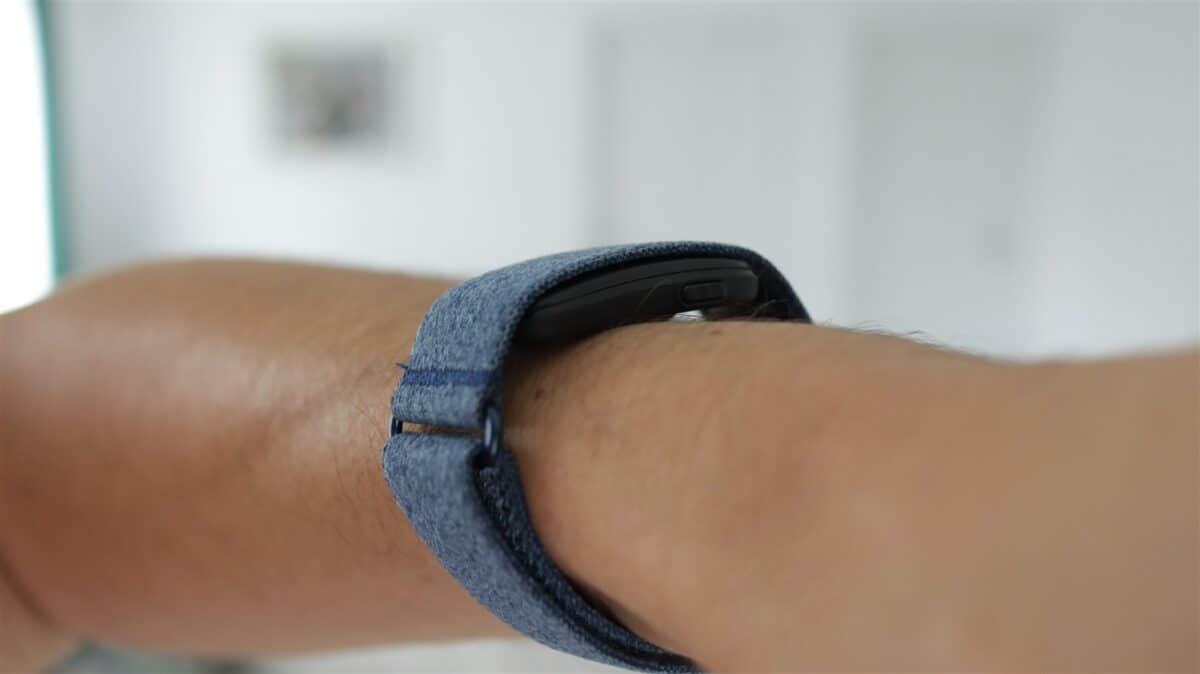 Bratara fitness Garmin Cirqa - review