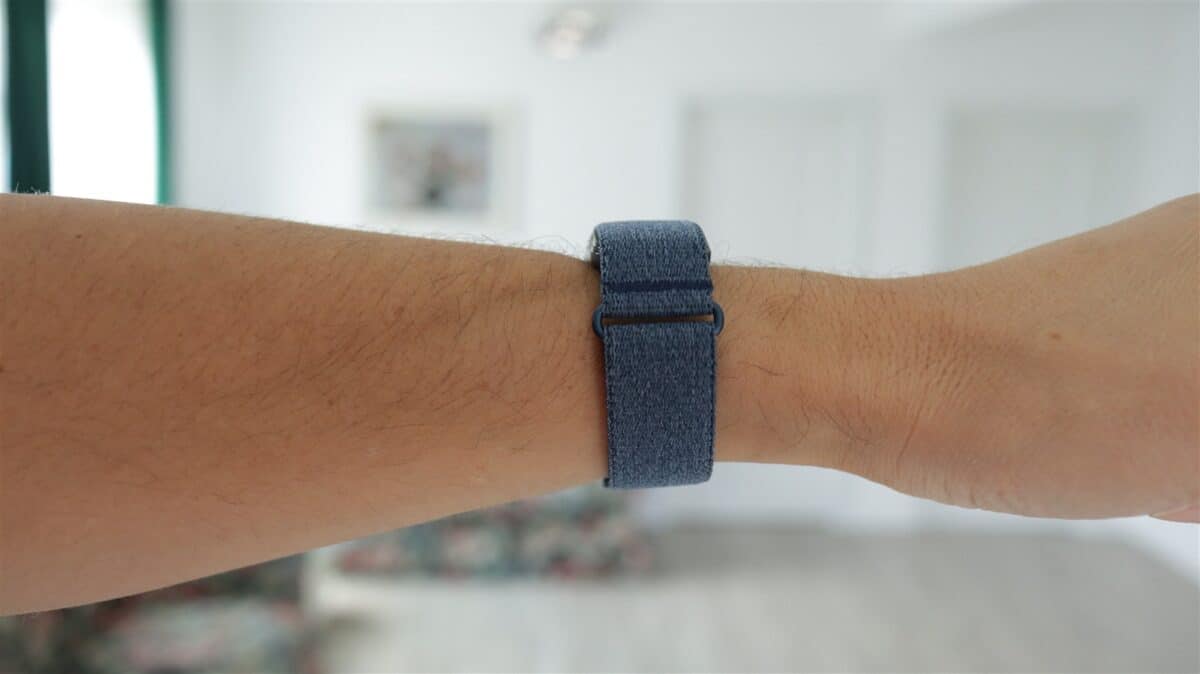 Bratara fitness Garmin Cirqa - review