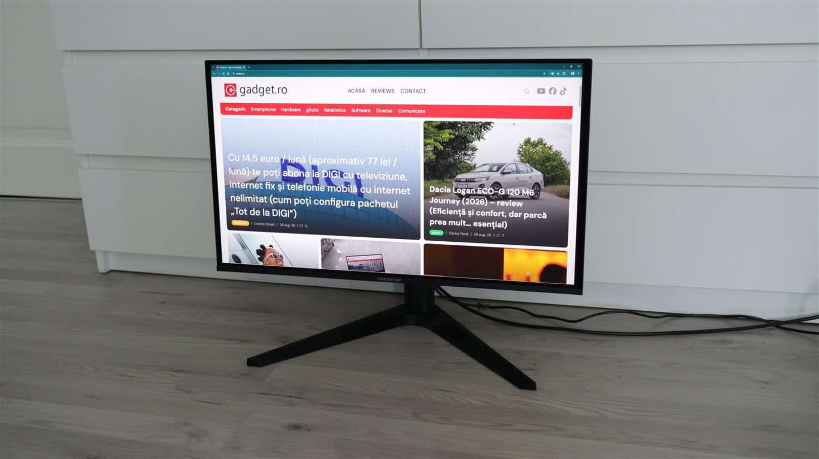 Monitor OLED de gaming Acer Predator X27U - prezentare (Mai nimic de reproșat și totul la un preț corect raportat la tot ce primești)