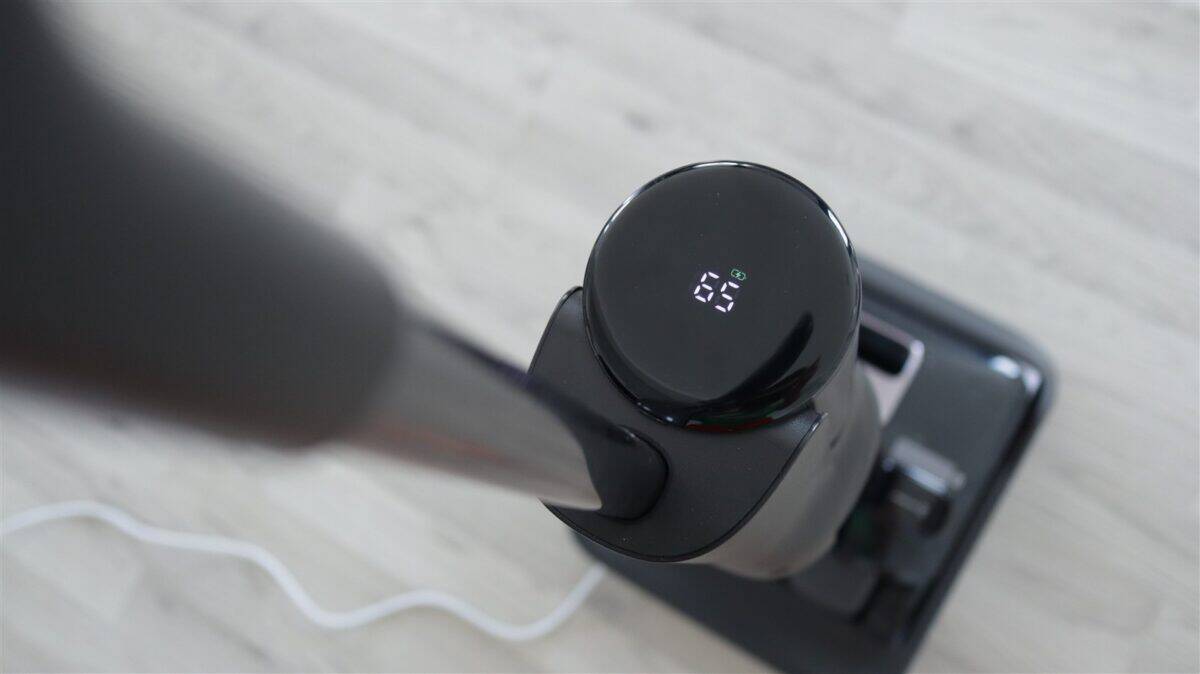 Aspirator umed-uscat Roborock F25 Ultra - review
