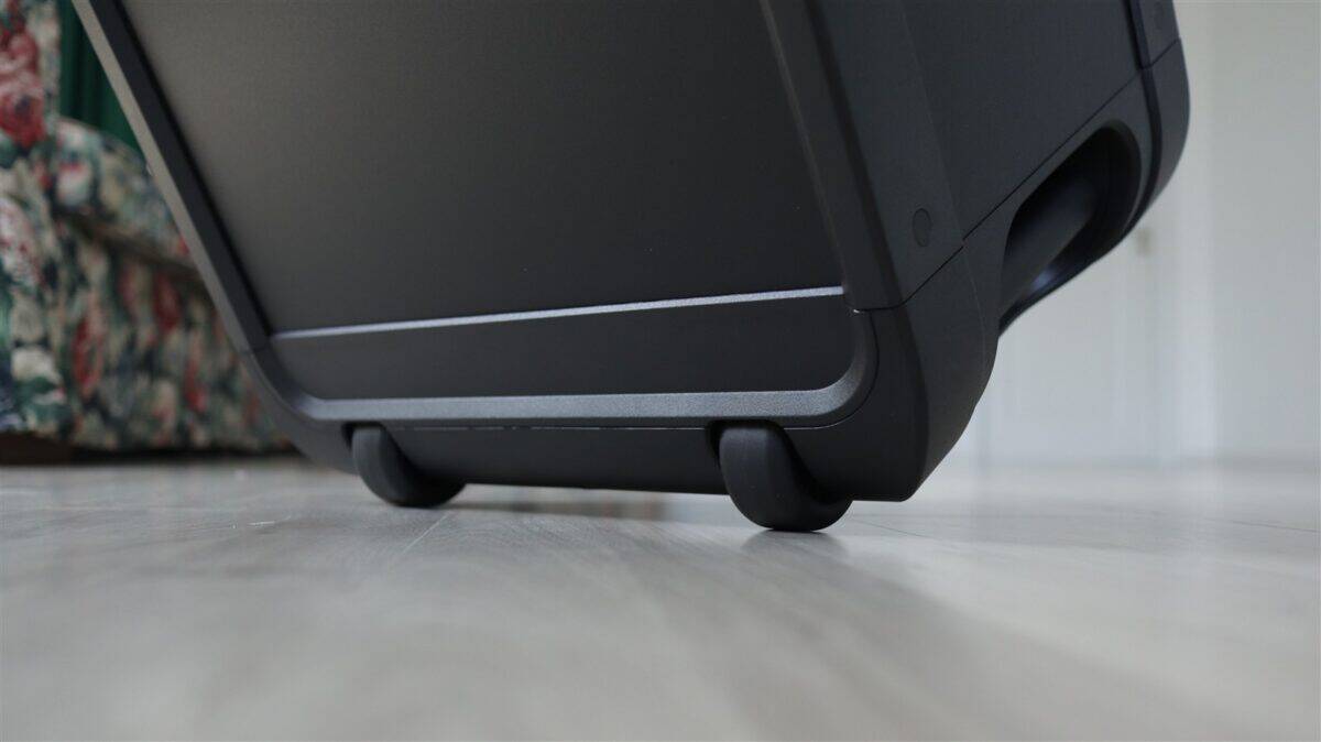 Boxa portabila Sony ULT Tower 7 - review