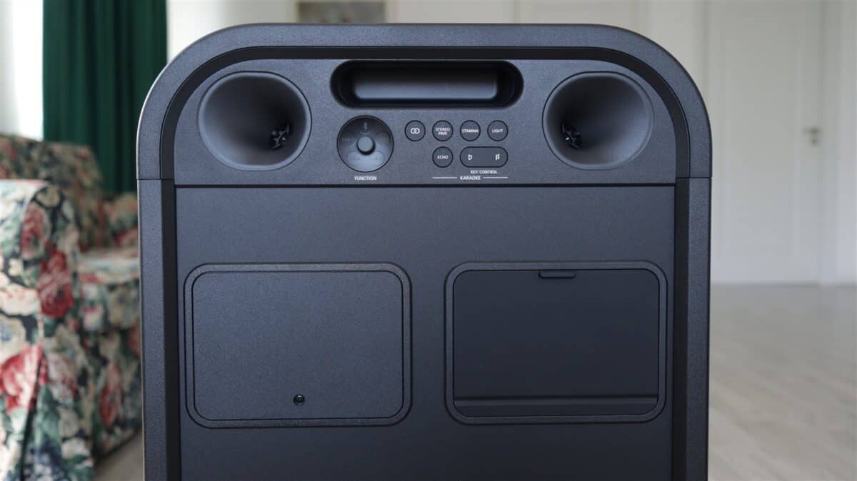 Boxa portabila Sony ULT Tower 7 - review