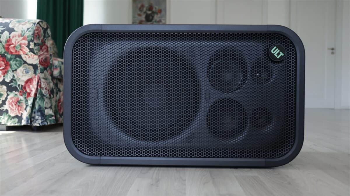Boxa portabila Sony ULT Tower 7 - review