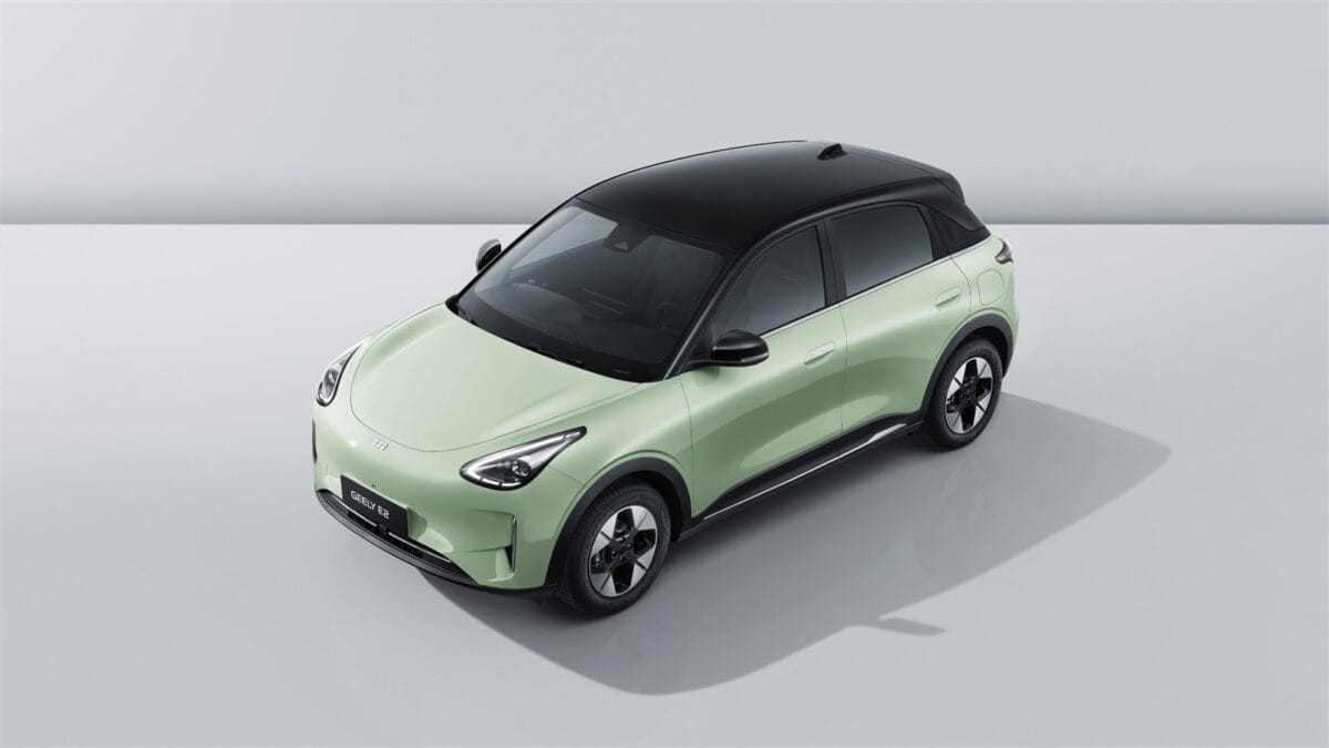 Geely E2