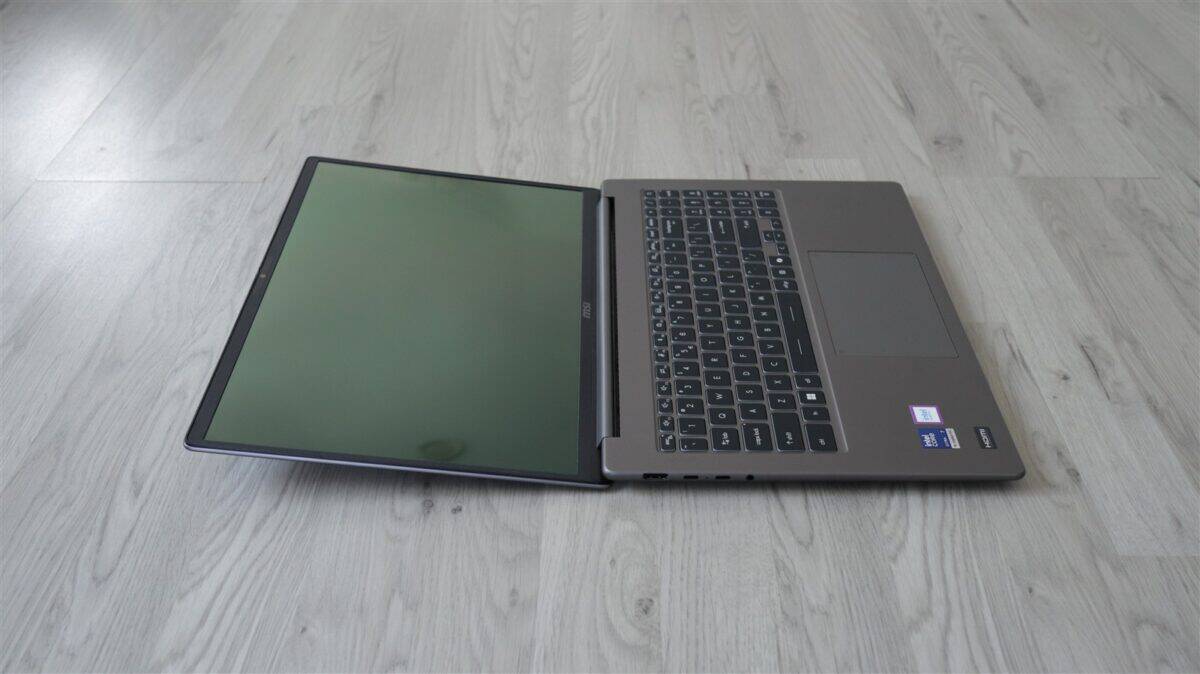 Laptop MSI Modern 16S AI+ G3M