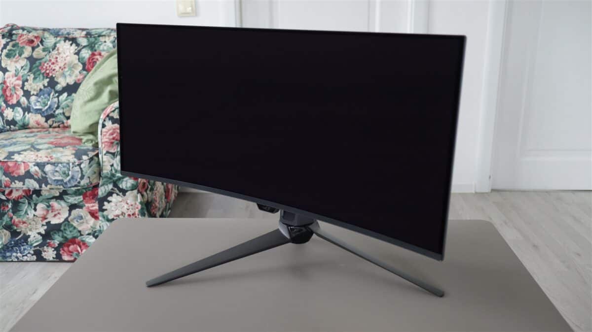 Monitor curbat de gaming ASUS ROG Swift OLED PG34WCDN - review