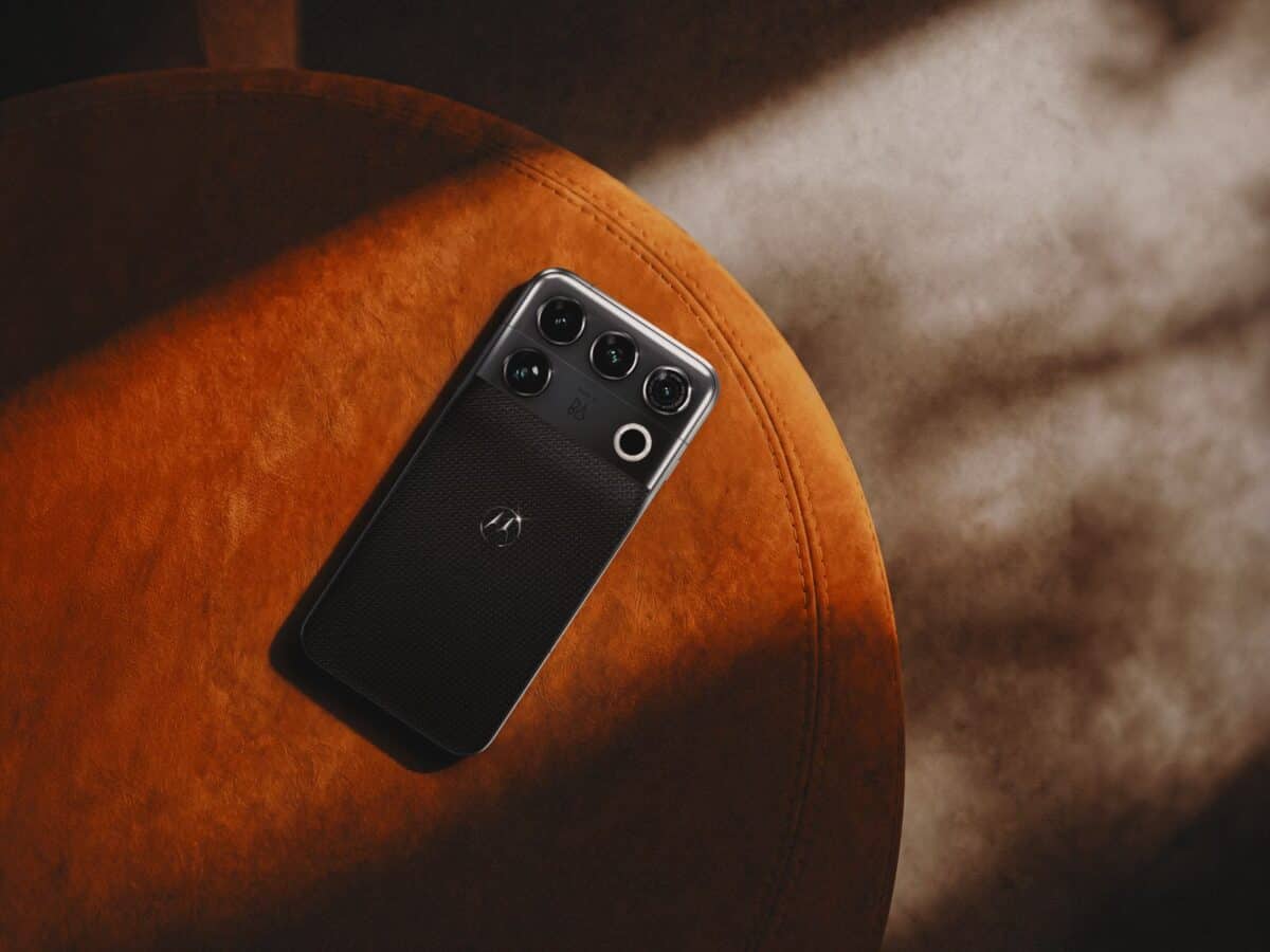 Motorola Signature 27 first look