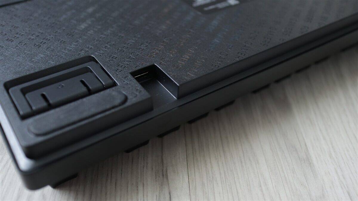Tastatura gaming Huntsman V3 HE Magnetic 8KHz Tenkeyless - review