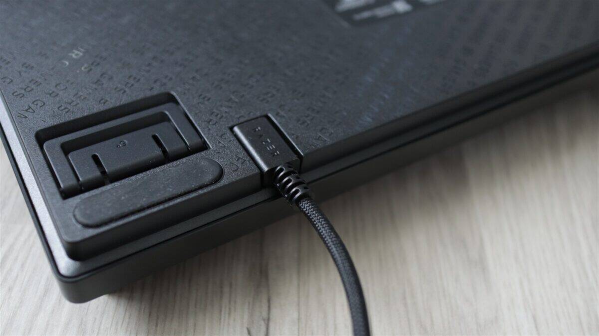 Tastatura gaming Huntsman V3 HE Magnetic 8KHz Tenkeyless - review