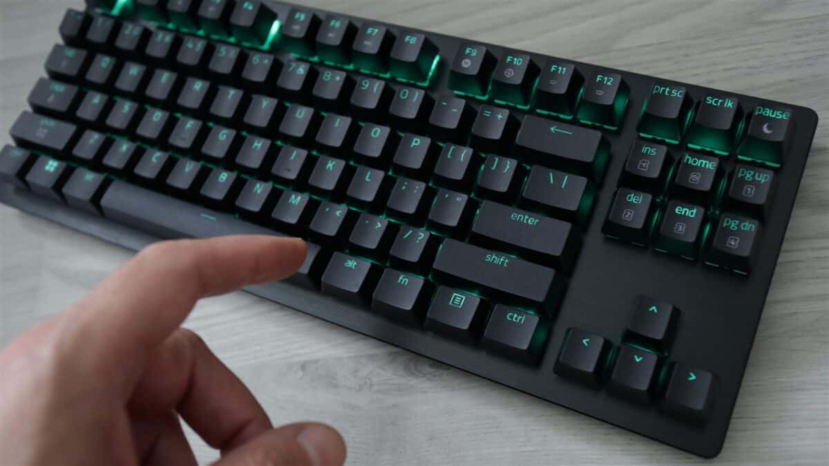 Tastatura gaming Huntsman V3 HE Magnetic 8KHz Tenkeyless - review