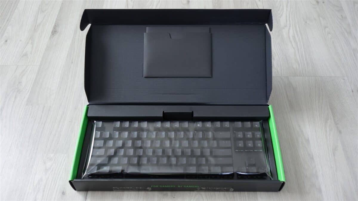 Tastatura gaming Huntsman V3 HE Magnetic 8KHz Tenkeyless - review