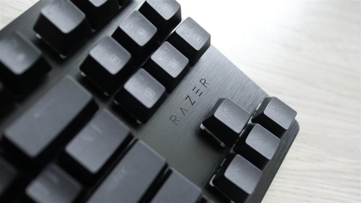 Tastatura gaming Huntsman V3 HE Magnetic 8KHz Tenkeyless - review