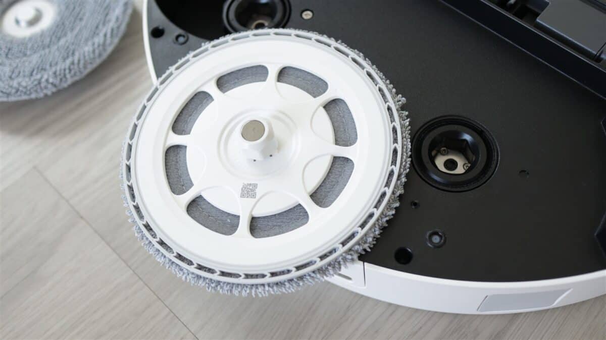 Aspirator robot cu functie mop Roborock Qrevo 2 Pro - review