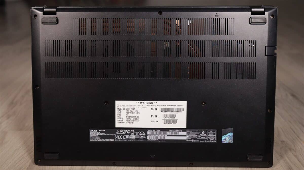 Laptop gaming Acer Nitro V 15 (ANV15-A31) - prezentare